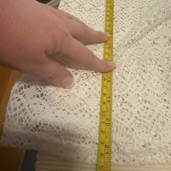 Cream Ribbed Blouse with Puff Sleeves and Mandarin Collar - Picture 4 of 7